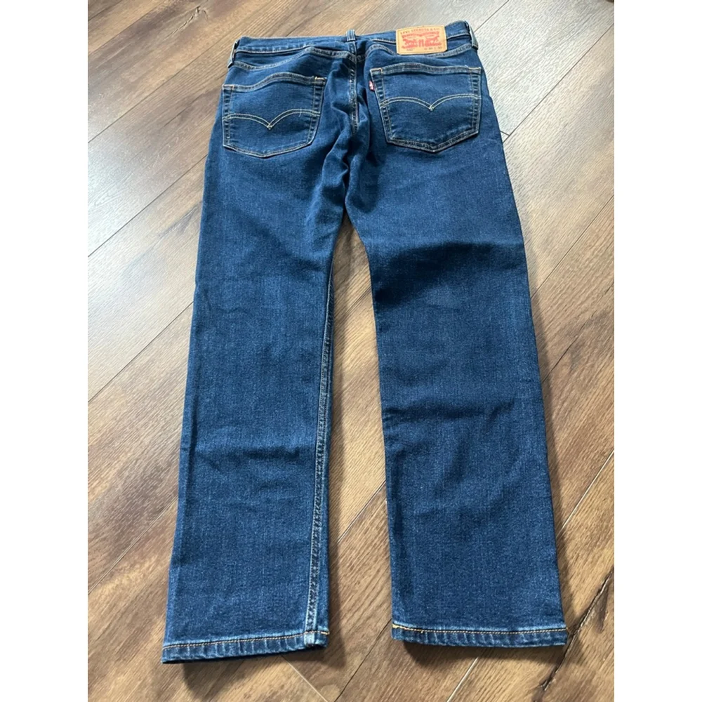 Levis elevate your